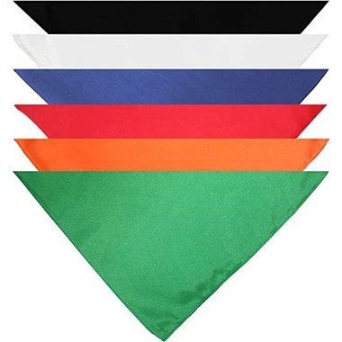 Bandanas triangulares de poliéster para perros